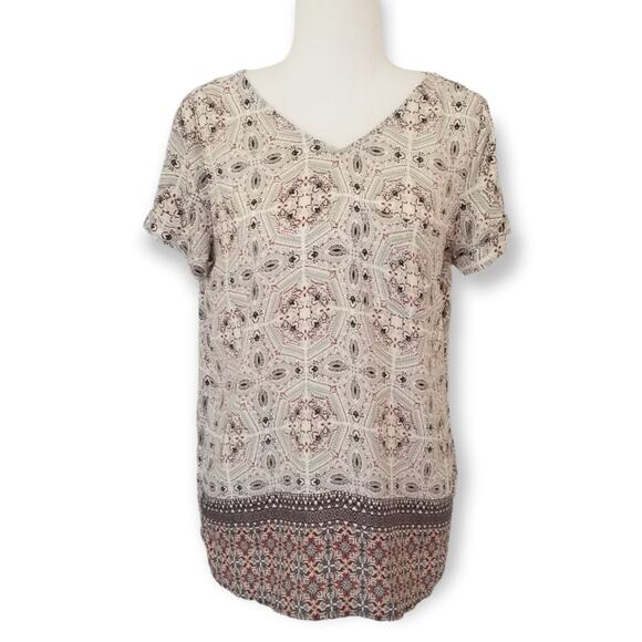 Maurices blouse with zipper back in medallion print - Size S - Picture 2 of 5